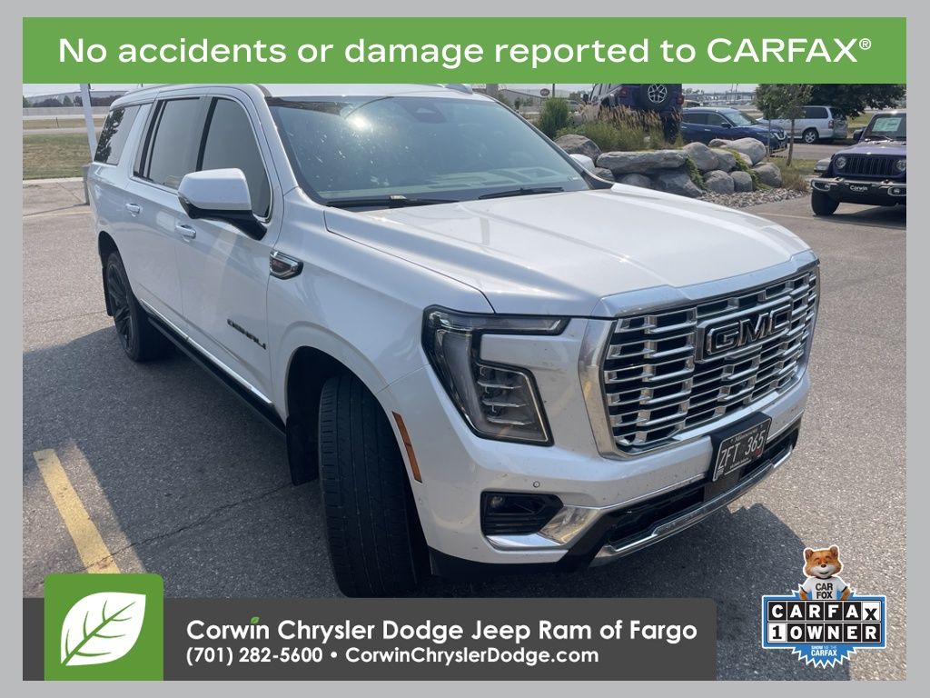White Frost Tricoat 2025 GMC Yukon XL SUV / Crossover Four-Wheel Drive