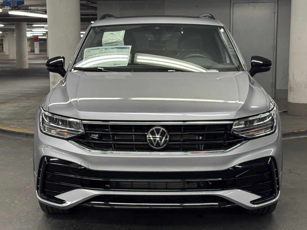 2024 Volkswagen Tiguan 2.0T SE R-Line Black 30