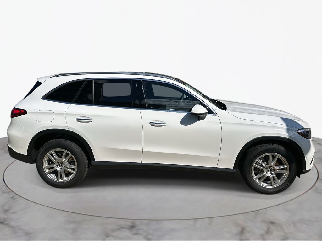 Thumbnail: 2025 Mercedes-Benz GLC - 6