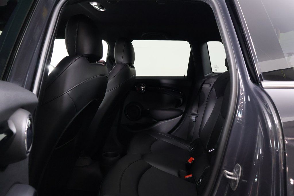 Thumbnail: 2017 MINI Cooper - 11