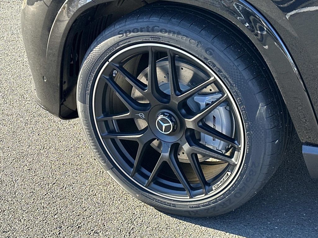 Thumbnail: 2026 Mercedes-Benz GLE - 9