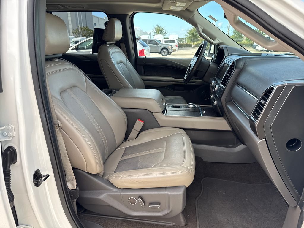 2021 Star White Metallic Tri-Coat Ford Expedition Max Limited RWD SUV