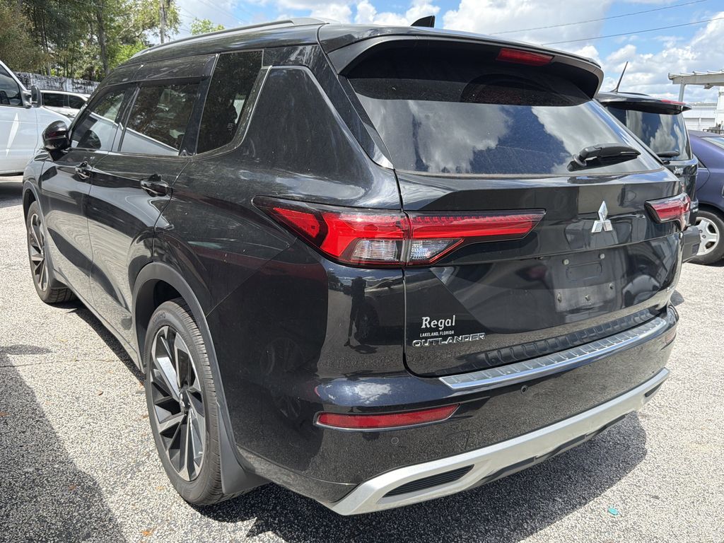 used 2022 Mitsubishi Outlander car, priced at $23,822