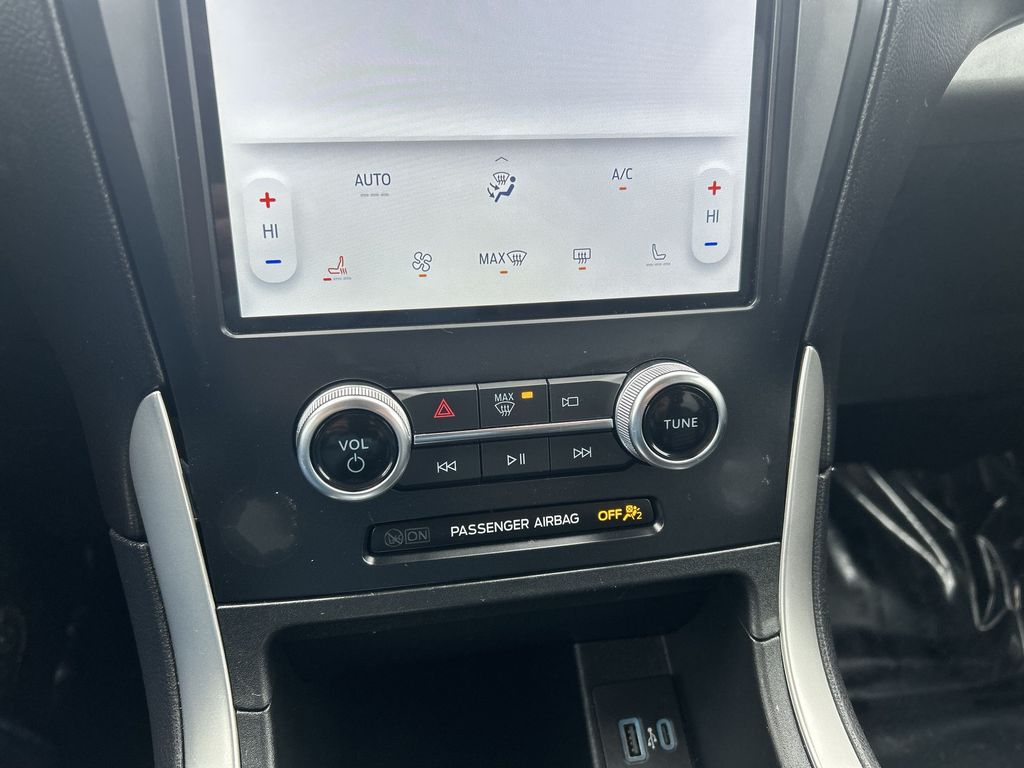 Thumbnail: 2024 Ford Edge - 18