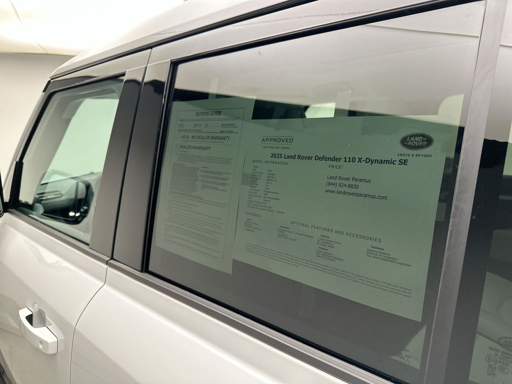 Thumbnail: 2025 Land Rover Defender - 32