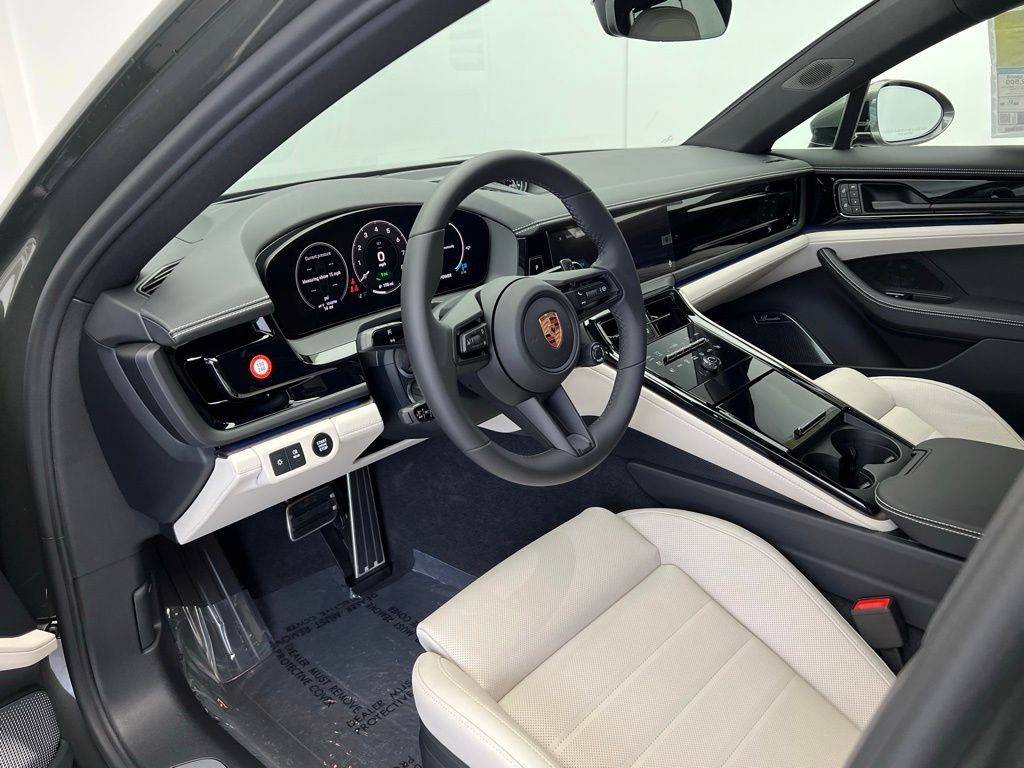 Thumbnail: 2026 Porsche Panamera - 4