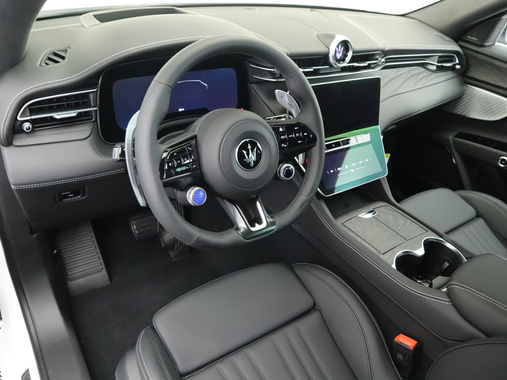 Thumbnail: 2025 Maserati Grecale - 9