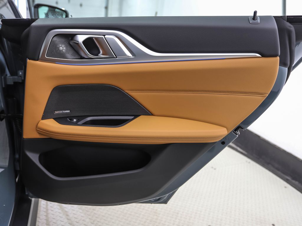 Thumbnail: 2026 BMW i4 - 25