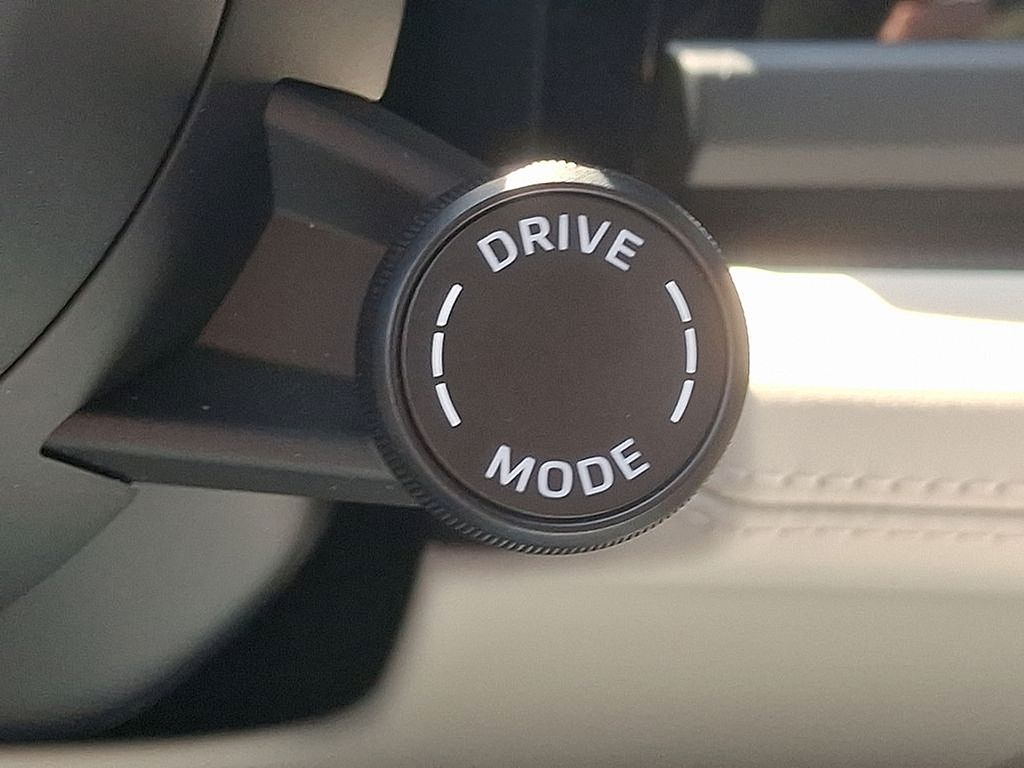 Thumbnail: 2025 Porsche Panamera - 23