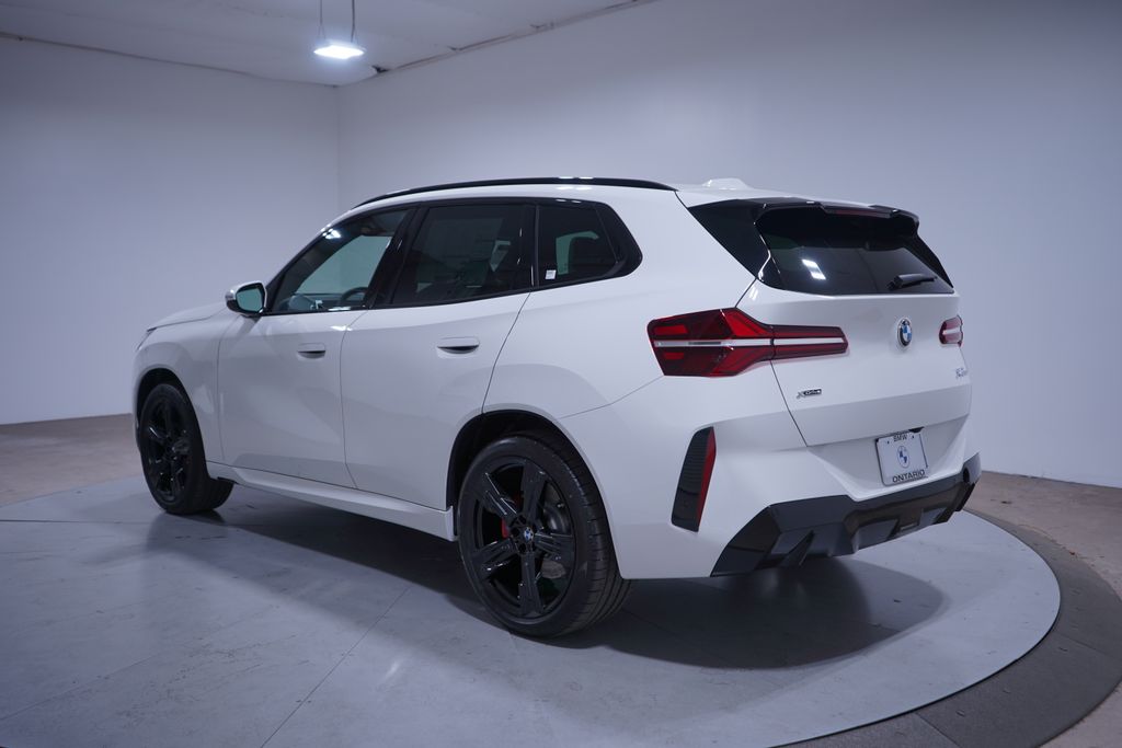 Thumbnail: 2026 BMW X3 - 3