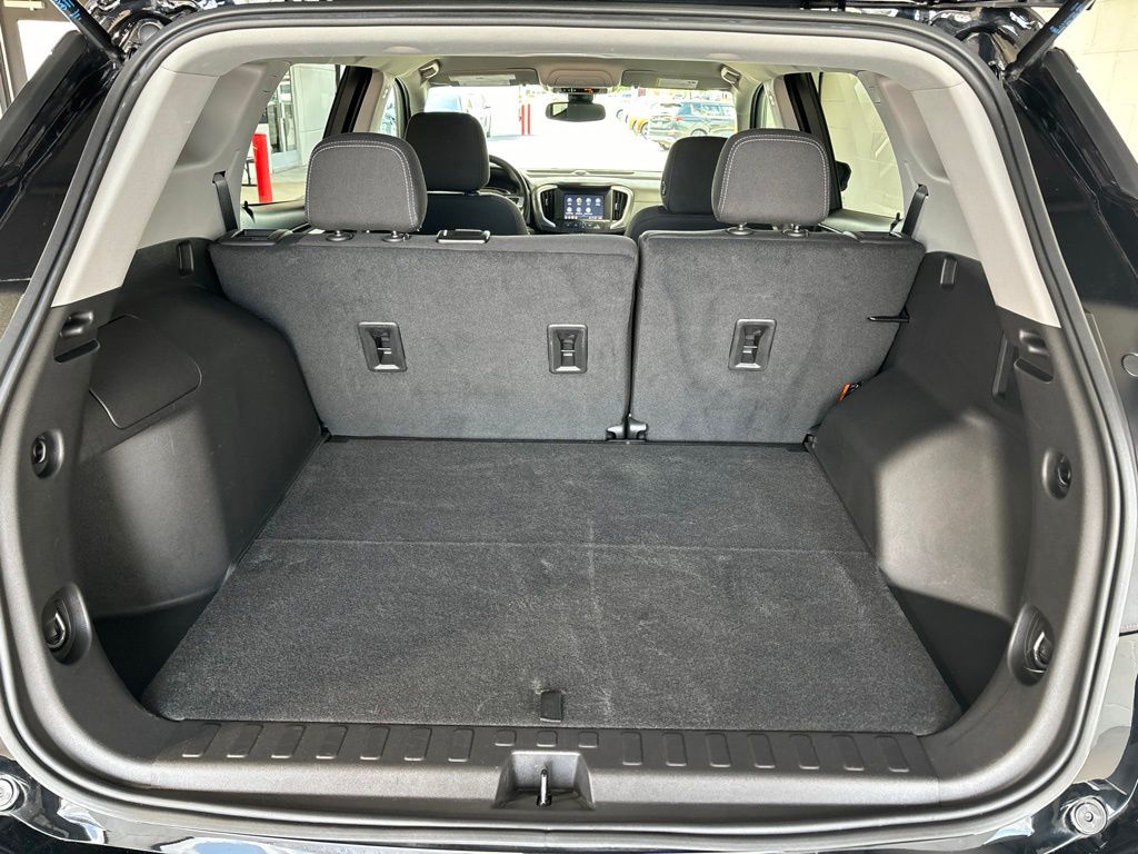 Used 2024 GMC Terrain SUV