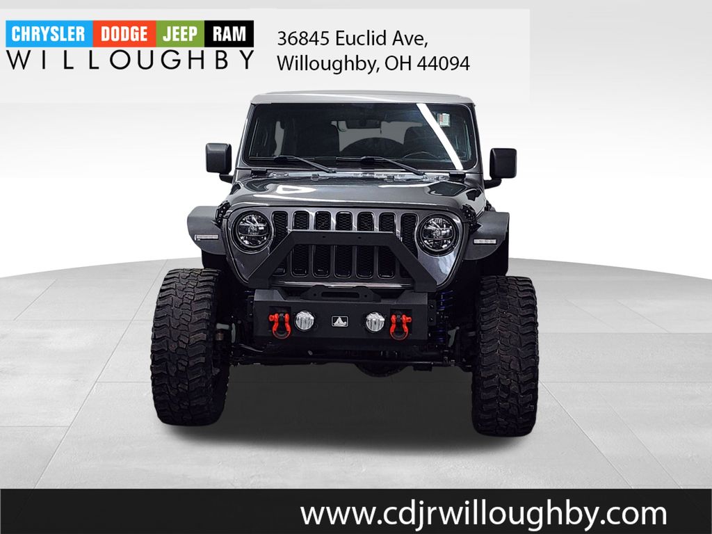 View vehicle photo 2