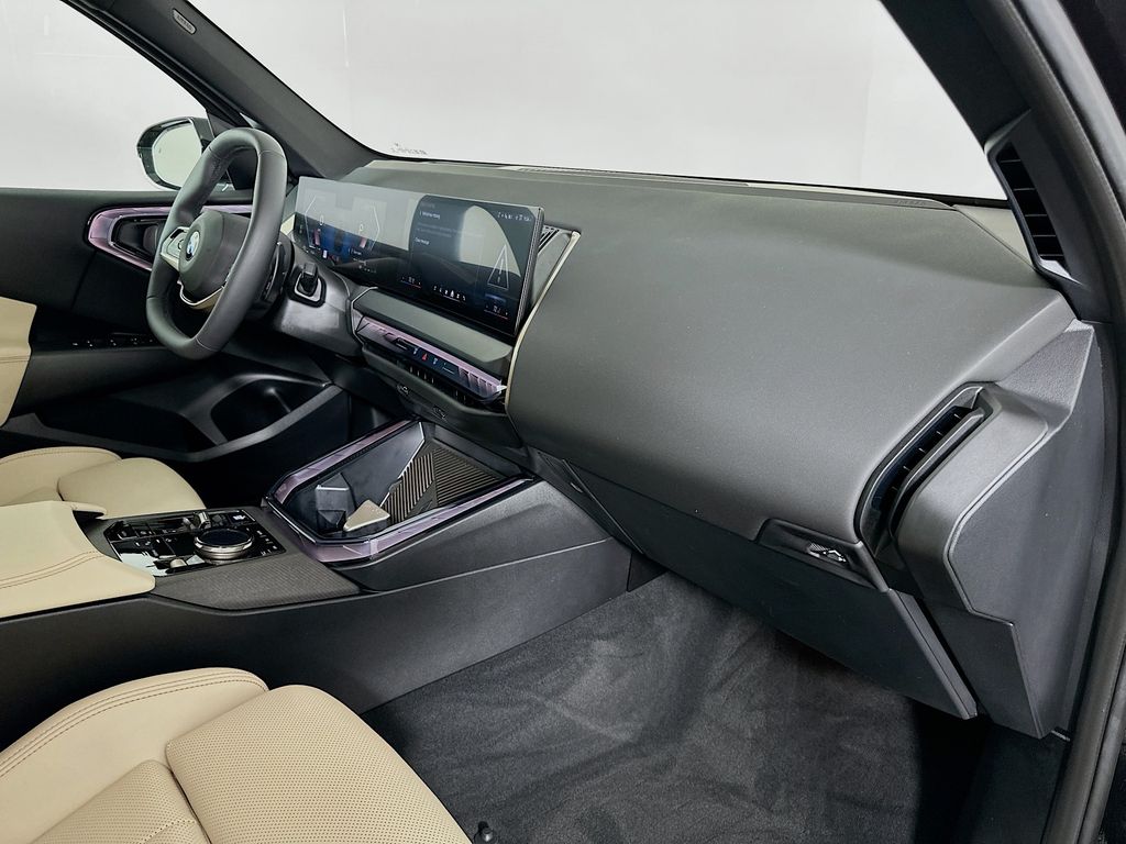 Thumbnail: 2025 BMW X3 - 28