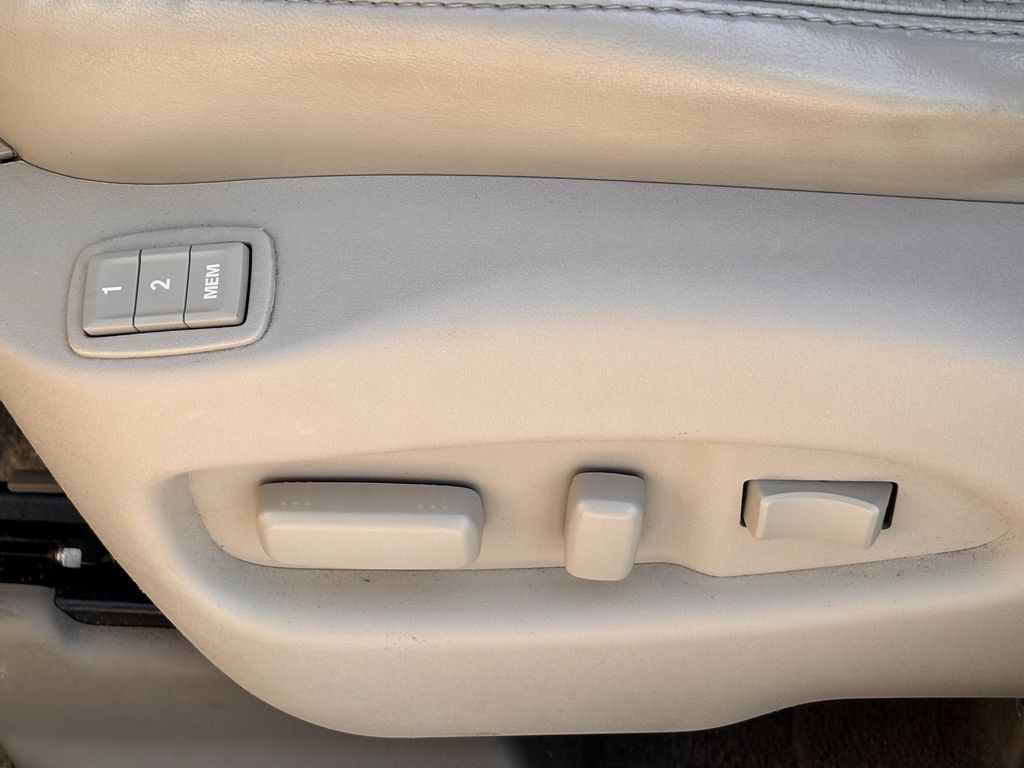 Used Car 2010 Cadillac Srx  Luxury For Sale Under $10,000 In Corsicana, Texas