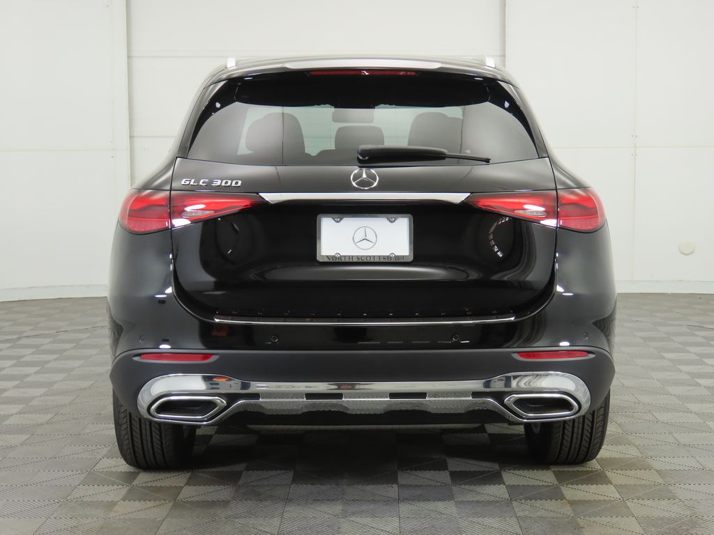 2025 Mercedes-Benz GLC 300 6