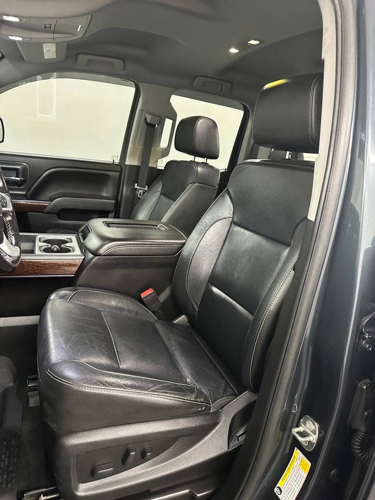 used 2018 GMC Sierra 1500 car, priced at $27,985