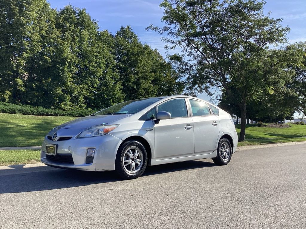 Classic Silver Metallic 2010 Toyota Prius Hatchback Front-Wheel Drive Continuously Variable Transmission