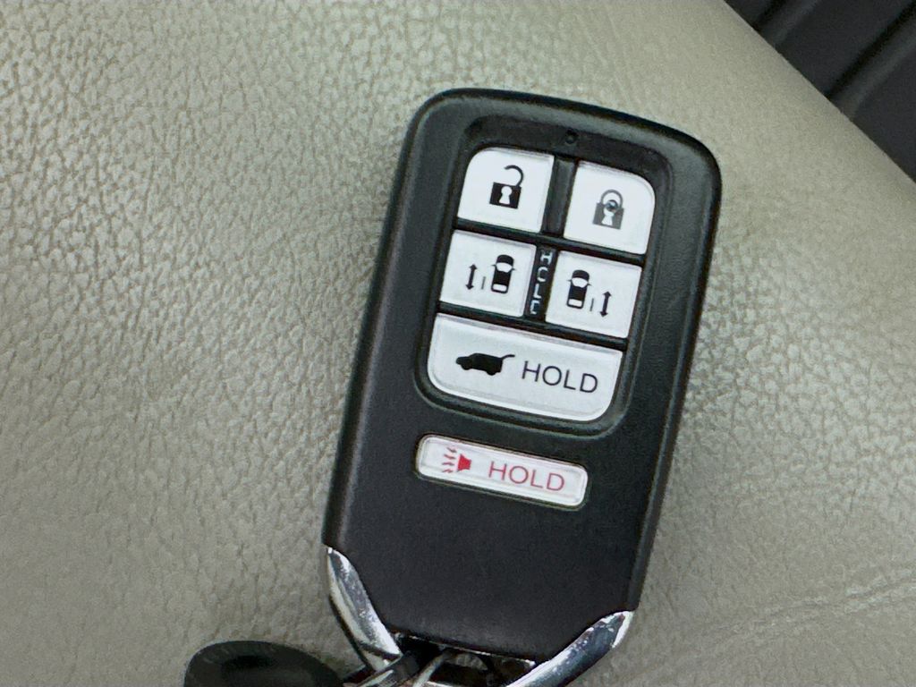 Used Car 2016 Honda Odyssey  Ex-l For Sale Under $15,000 In Austin, Texas