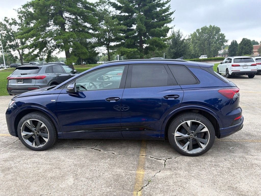 Used 2023 Blue Audi Premium image 13
