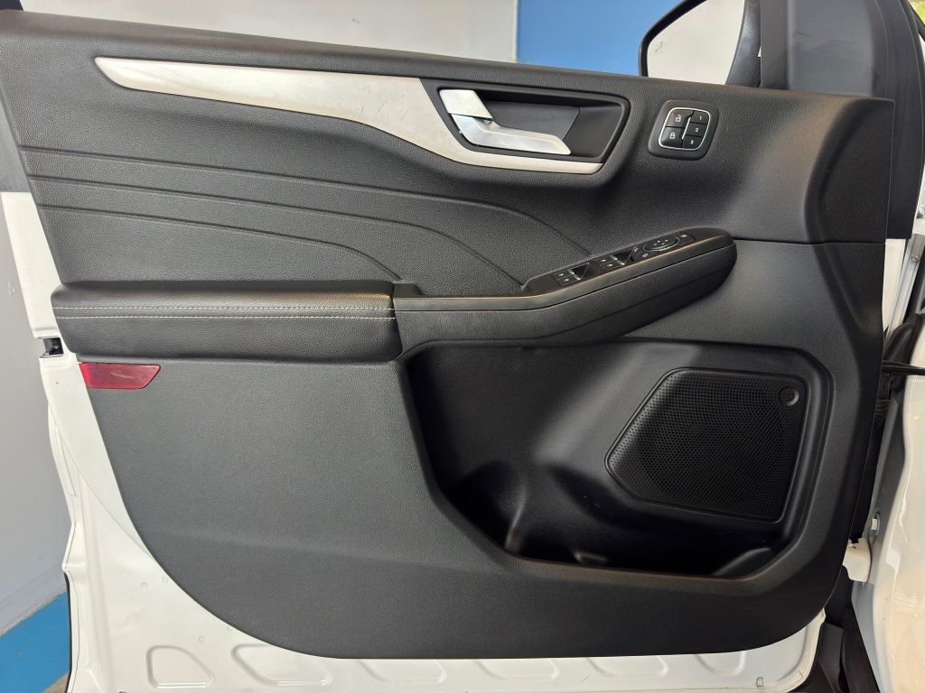 2021 Ford Escape SEL White at Toyota of Victoria