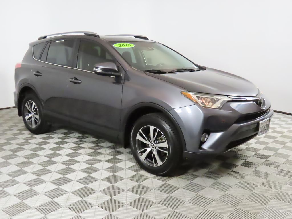 Thumbnail: 2018 Toyota RAV4 - 7
