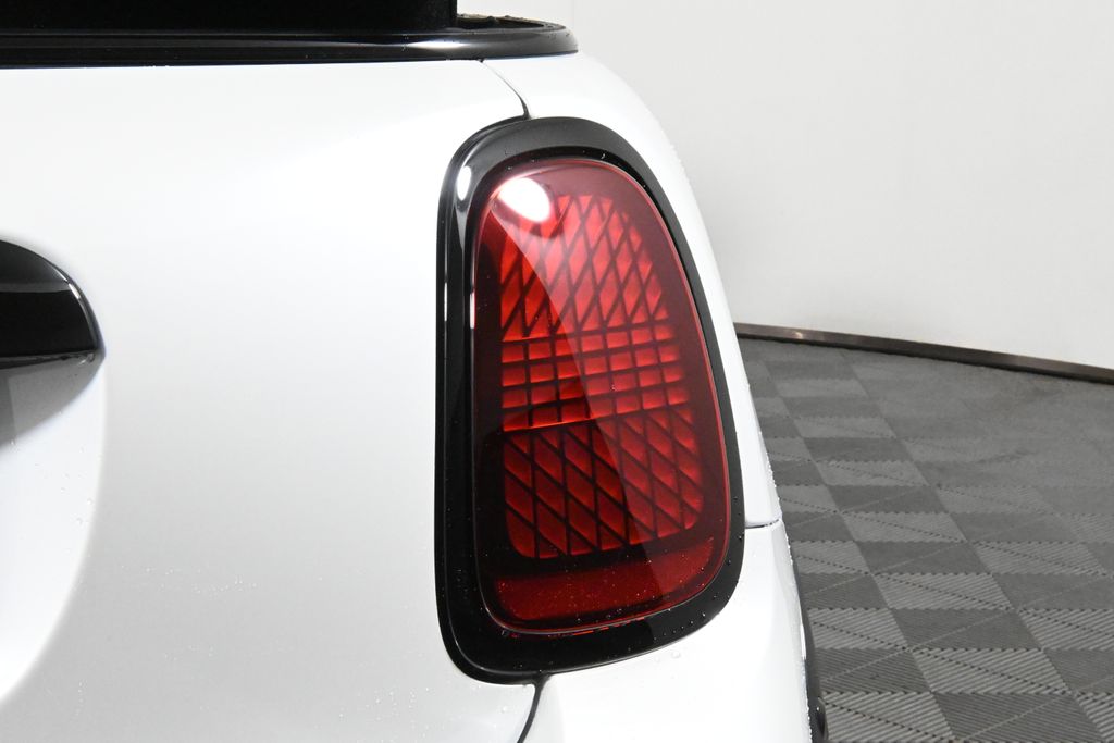 Thumbnail: 2026 MINI Cooper - 21