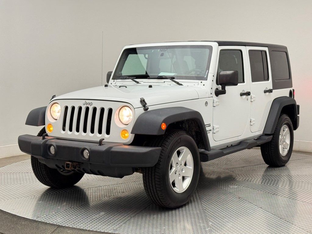 Thumbnail: 2014 Jeep Wrangler - 4