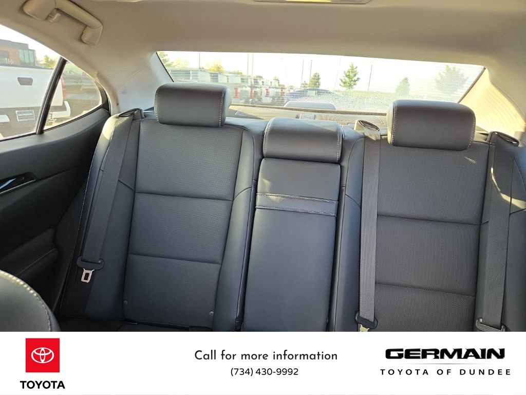 2017 Lexus ES 350 photo 19