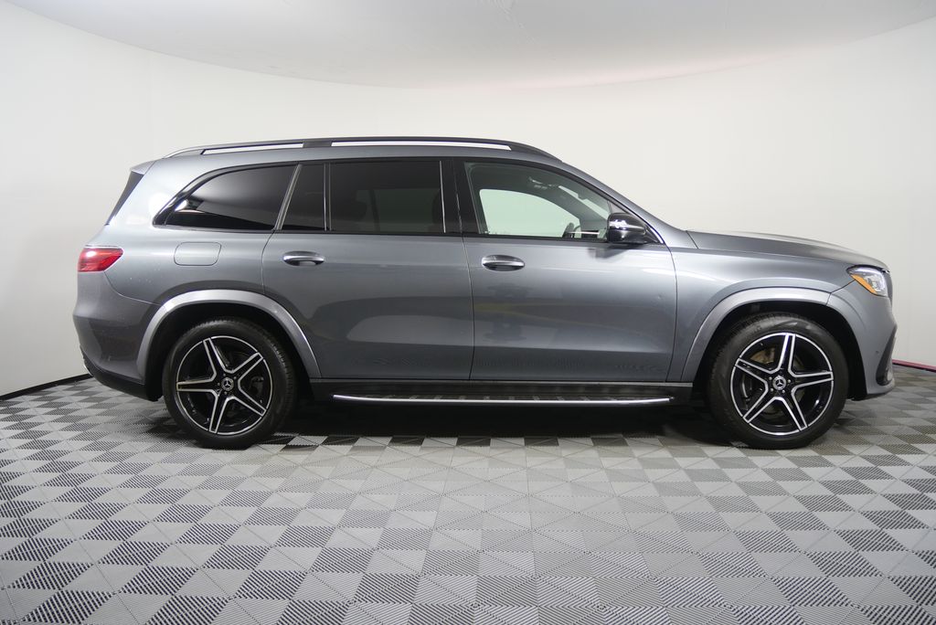 Thumbnail: 2024 Mercedes-Benz GLS - 2