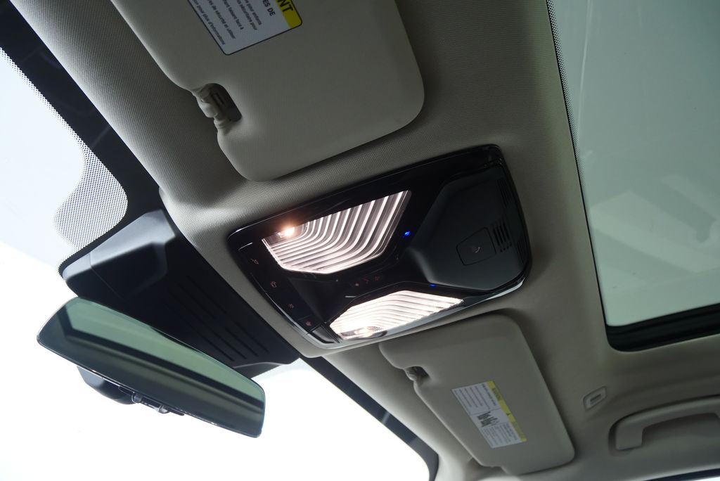 Thumbnail: 2026 BMW X7 - 25