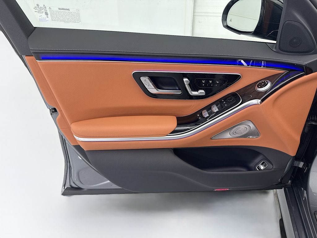 Thumbnail: 2026 Mercedes-Benz S-Class - 24