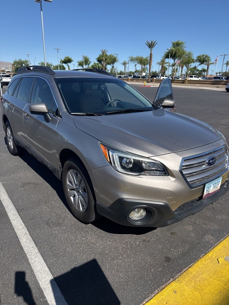 2015 Subaru Outback Premium 11