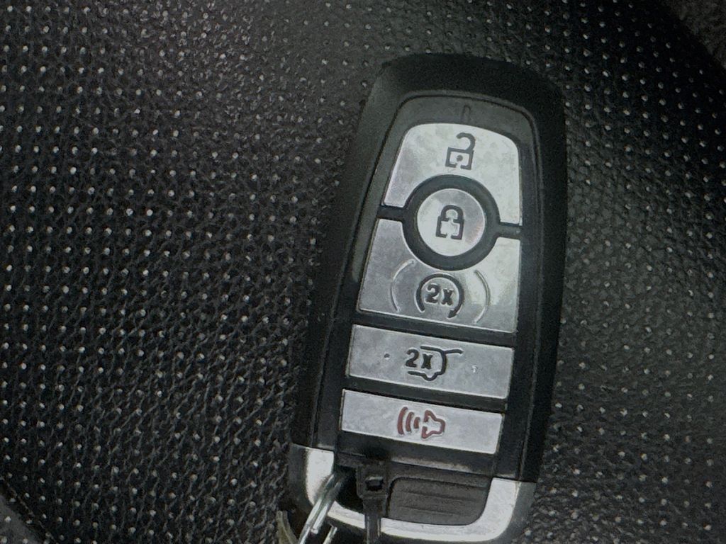 Used Car 2019 Ford Expedition  Xlt For Sale Under $20,000 In Austin, Texas