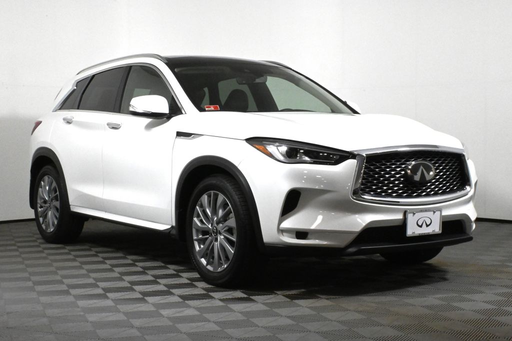 2023 INFINITI QX50 Luxe 9