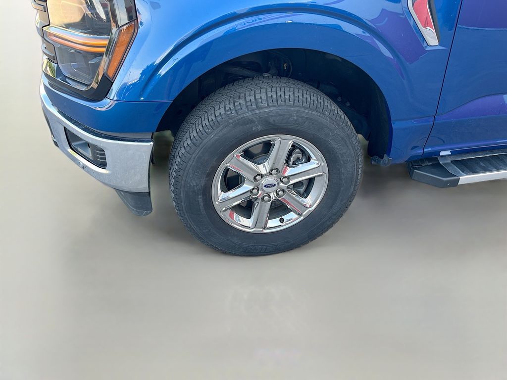 Used 2024 Blue Ford XLT image 32