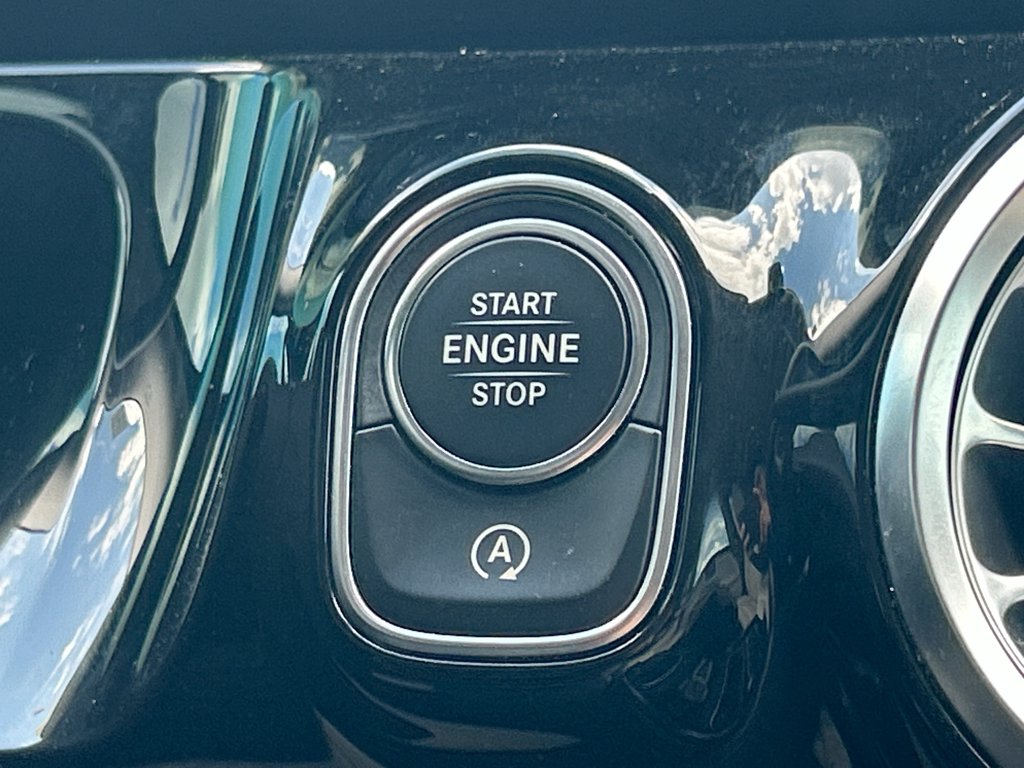 Thumbnail: 2022 Mercedes-Benz GLA - 32