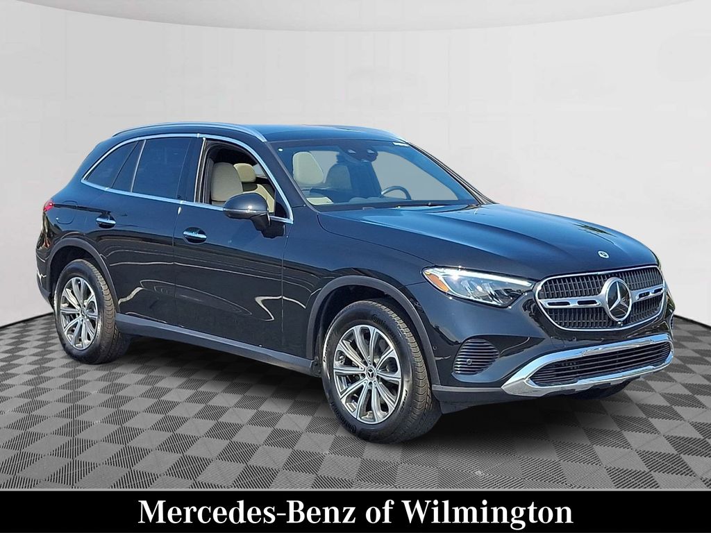 Obsidian Black Metallic 2026 Mercedes-Benz GLC SUV / Crossover All-Wheel Drive 9-Speed Automatic