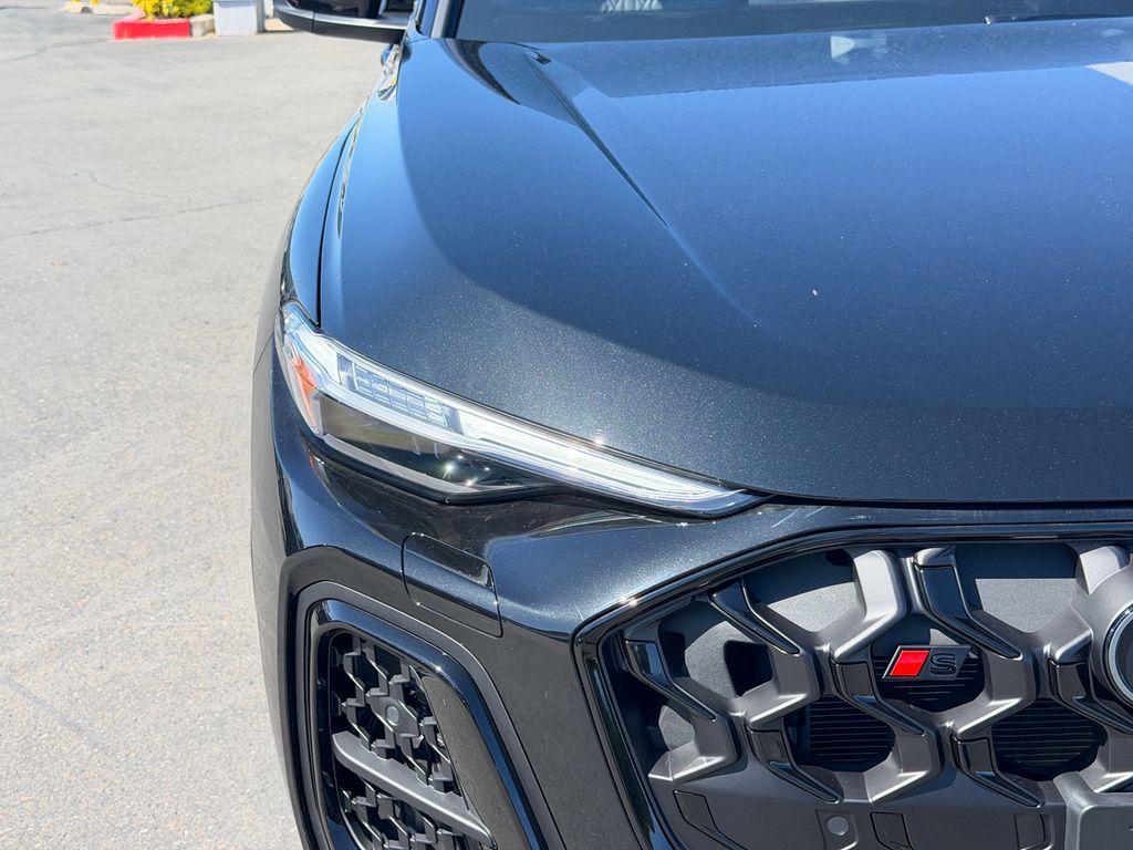 New 2025 Black Audi 3.0T Prestige image 5