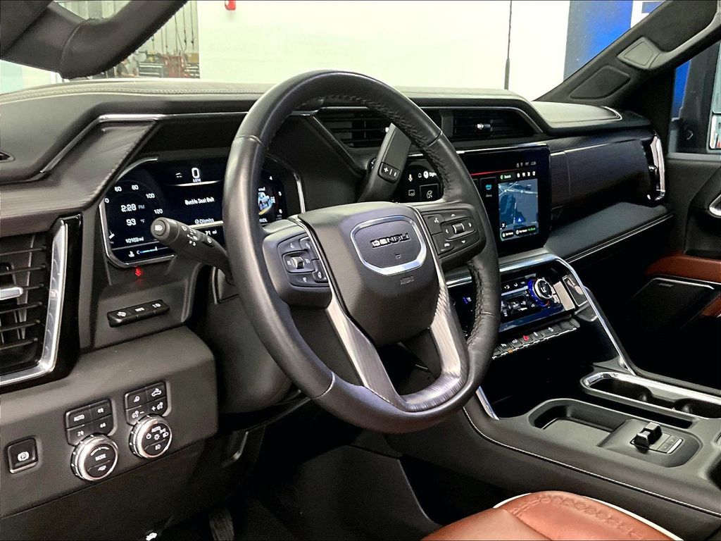 2025 GMC Sierra 2500HD — photo 8