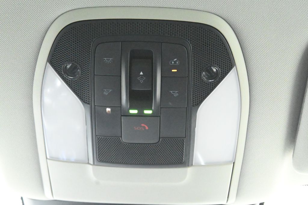 Thumbnail: 2023 INFINITI QX50 - 24