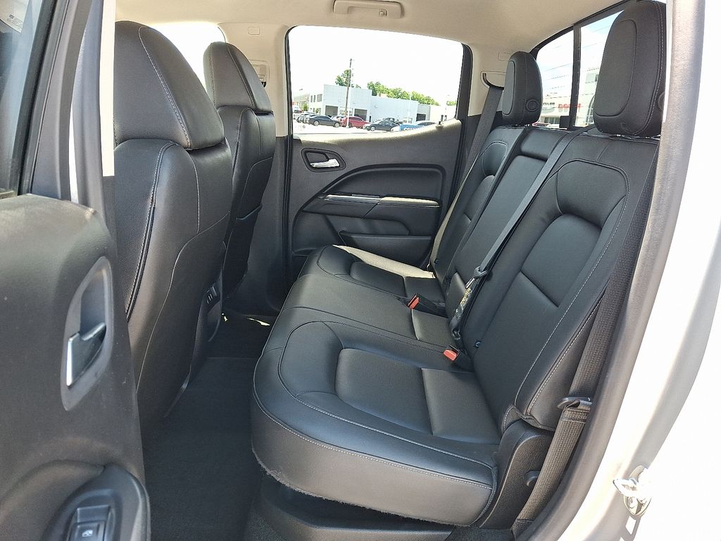 2017 GMC Canyon — photo 11