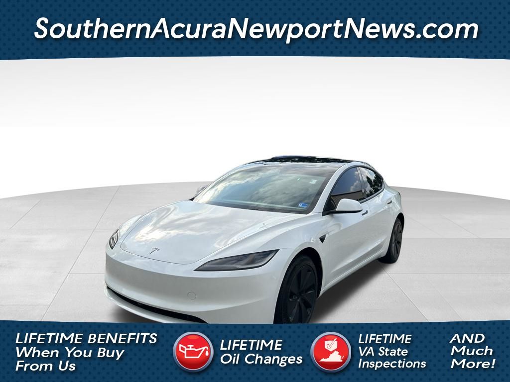 Pearl White Multi-Coat 2026 Tesla Model 3 1-Speed Automatic