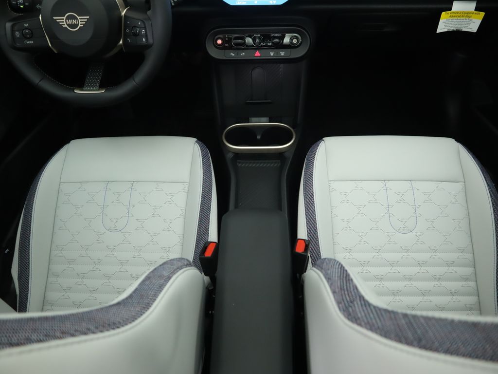 2025 MINI Cooper Hardtop S 18