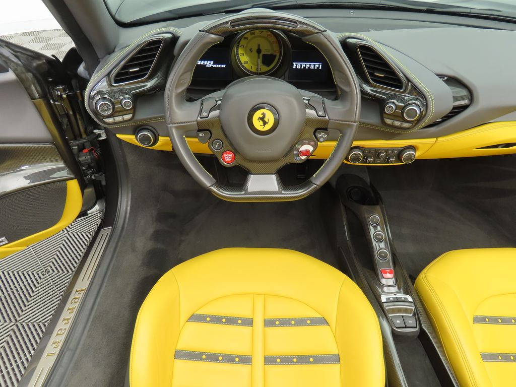 2017 Ferrari 488 Spider 18