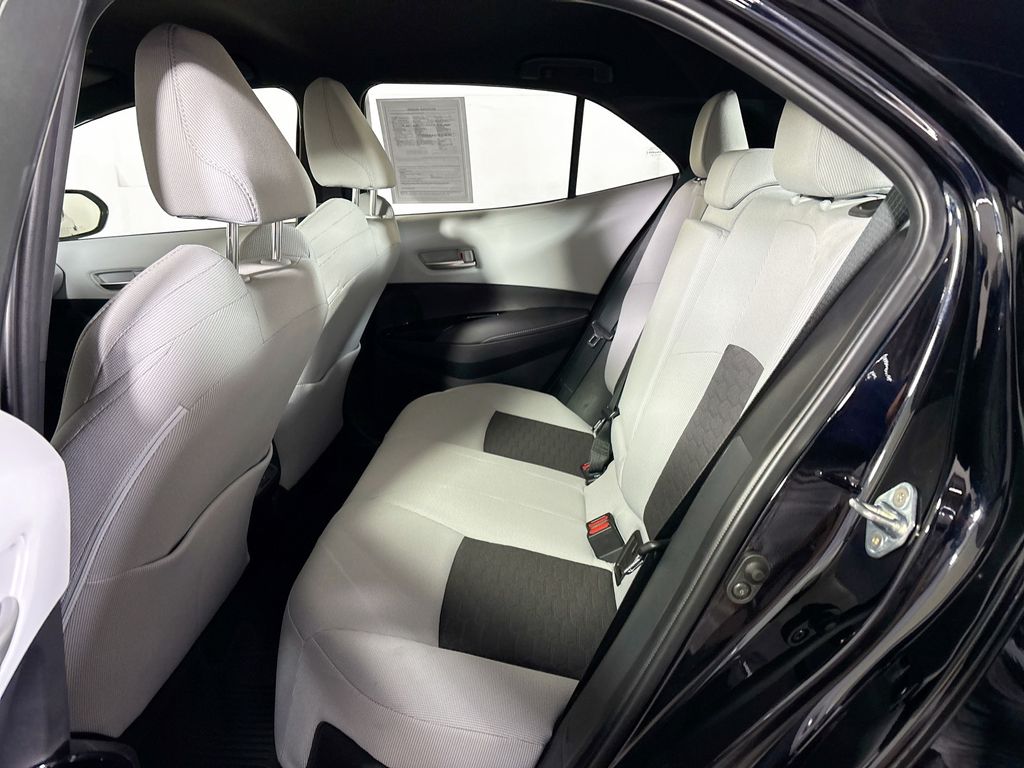 2024 Toyota Corolla Hatchback SE