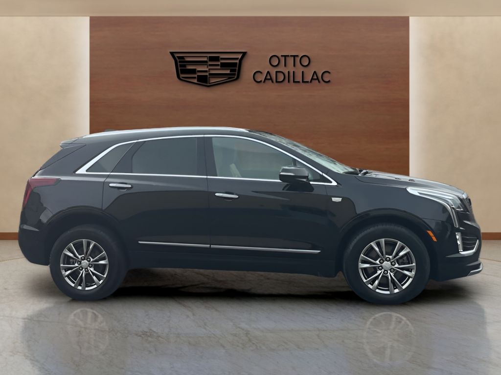 used 2023 Cadillac XT5 car, priced at $31,000