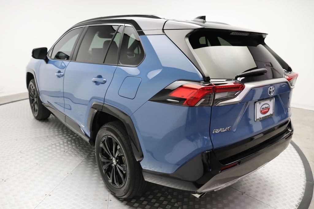 Thumbnail: 2023 Toyota RAV4 - 11