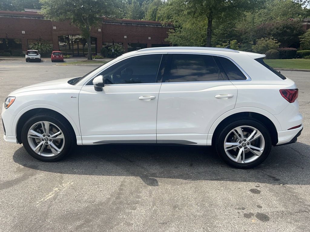 2020 Audi Q3  5