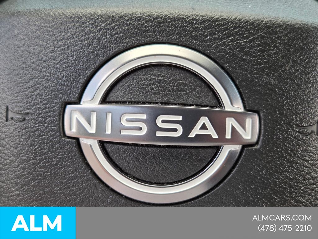 Used 2025 Silver Nissan SV image 31