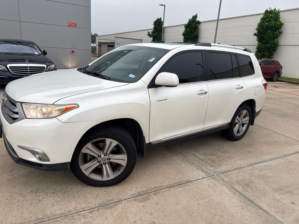 2012 Toyota Highlander Limited White at Emmons Autoplex